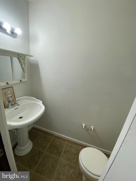 Building Photo - 12116 Stallion Ct