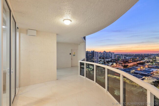 Building Photo - 3100 N Ocean Blvd