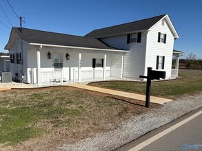 Building Photo - 19669 Moyers Rd