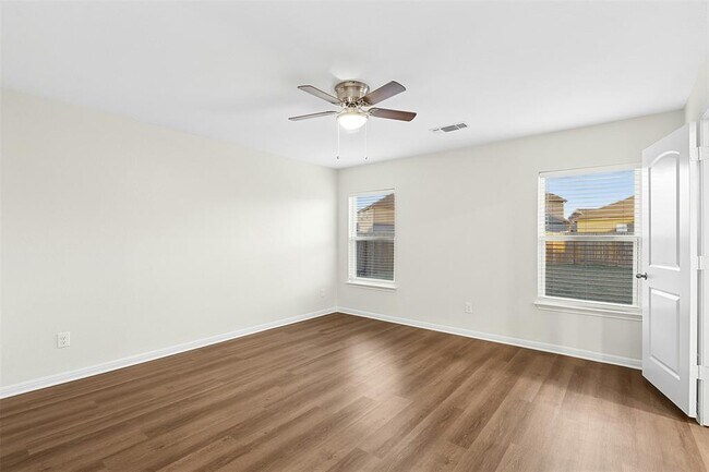 Building Photo - 16416 Farmhouse Ln