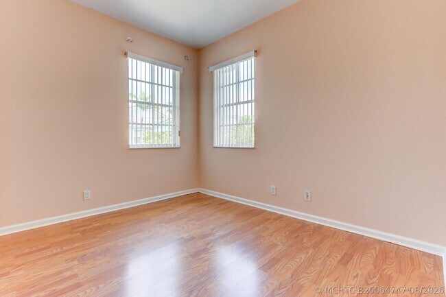 Building Photo - 3061 Laurel Ridge Cir
