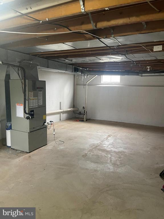 Building Photo - 312 Cold Spring Pl