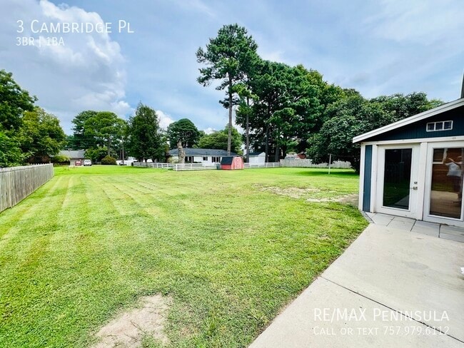 Building Photo - 3 Cambridge Pl