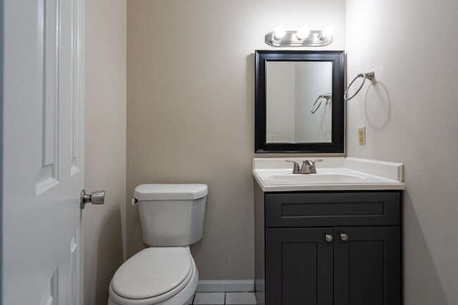 Building Photo - 1108 Cousins Rd