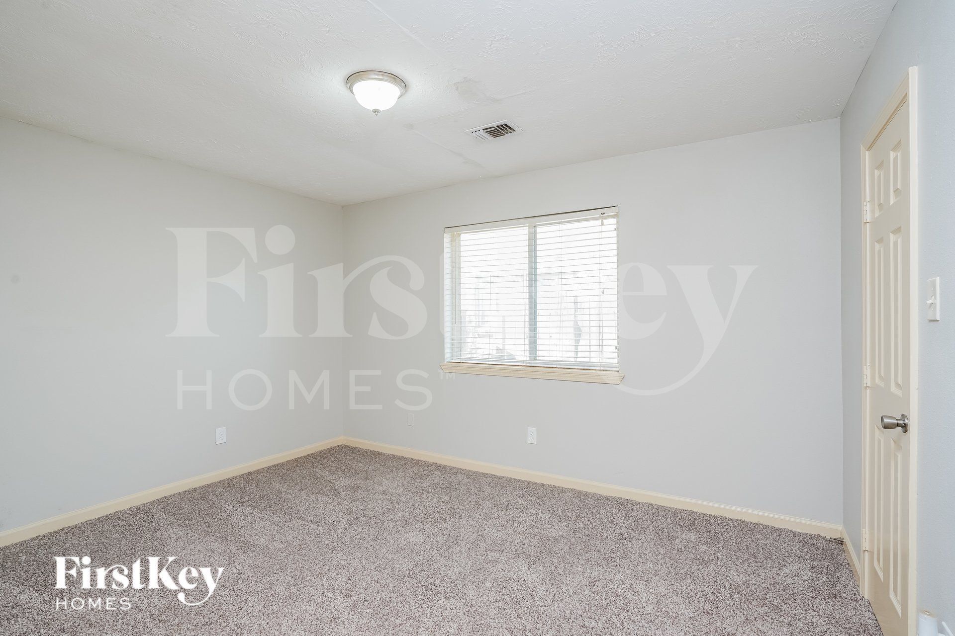 Building Photo - 4306 Regency Villa Dr