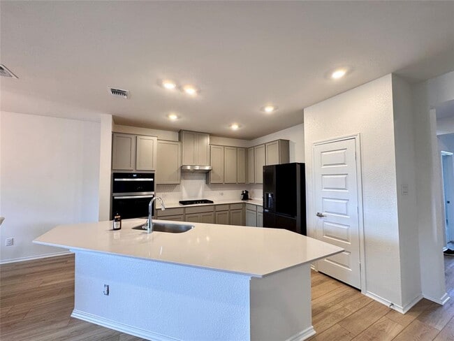 Building Photo - 1709 River Plateau Dr