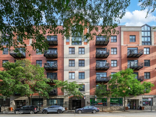 Primary Photo - 1155 W Madison St