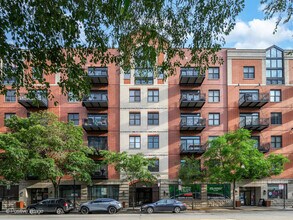 Building Photo - 1155 W Madison St
