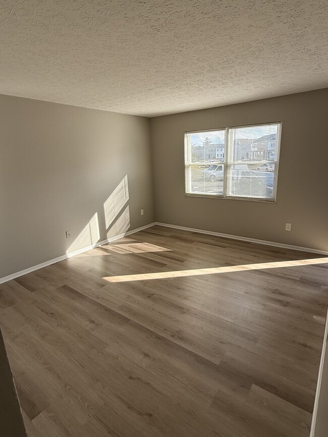 Building Photo - 2 bedroom townhome in Dublin Schools