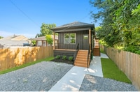 Building Photo - 5923 Urquhart St