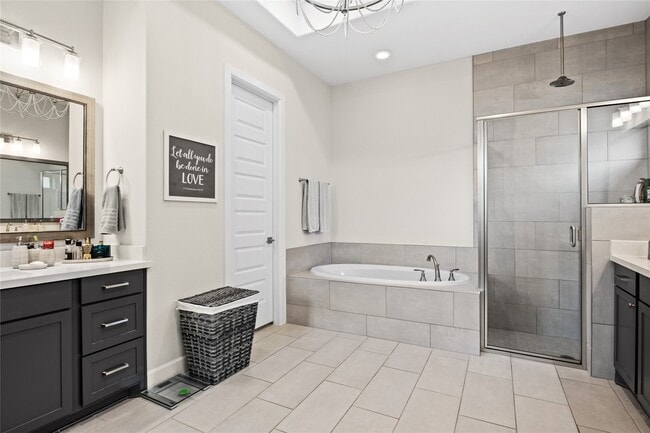 Building Photo - 5435 Farm Hill Way