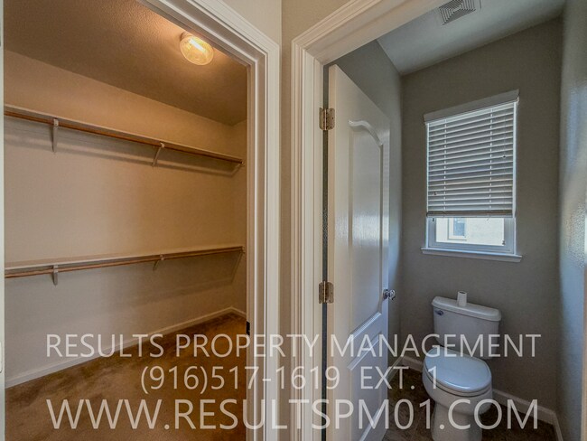 Building Photo - Lovely Sacramento 4 bedroom Home