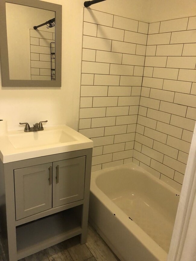 Building Photo - 2510 N 5th St