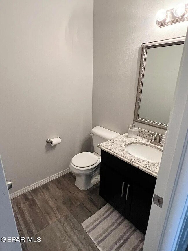 Building Photo - 15120 Method Ave