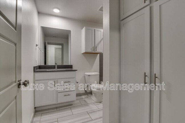Building Photo - 13508 Vinita Dr