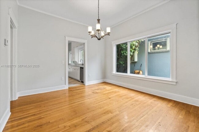 Building Photo - 34 SW 18th Rd