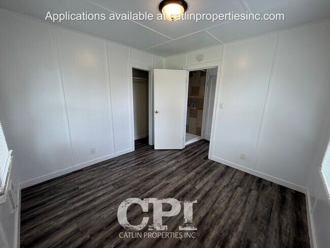 Building Photo - MOVE IN SPECIAL- $99 FIRST MONTH RENT!