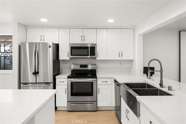 Building Photo - 13509 Destino St