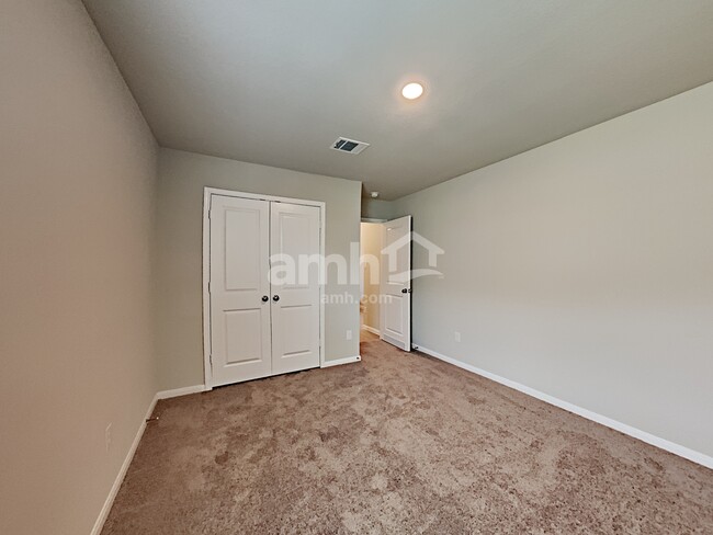 Building Photo - 2709 Iberia Ct