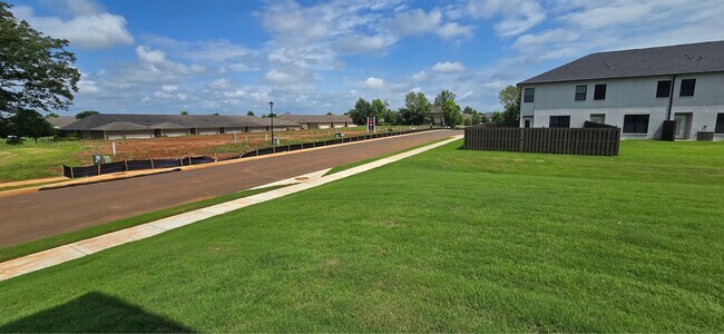Building Photo - 71 SW She Oak Dr