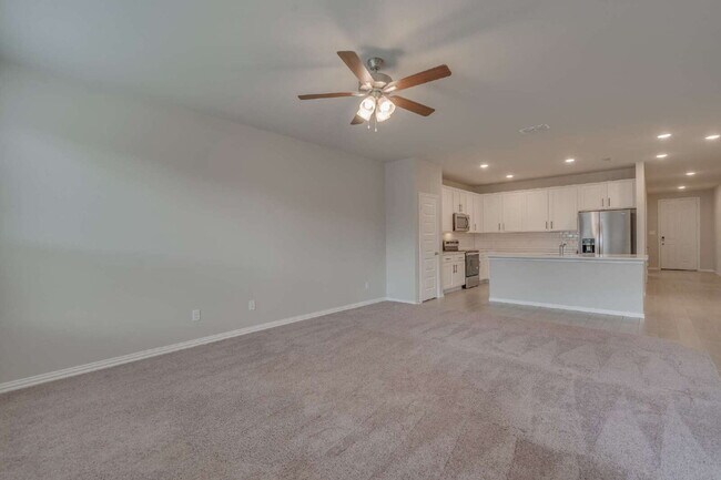 Building Photo - Charming 4-Bedroom Home in Eagle Mountain-...