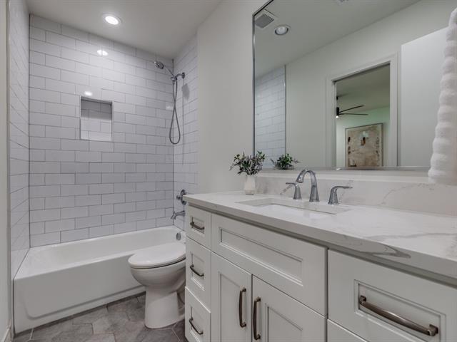 Building Photo - 7311 Fieldgate Dr