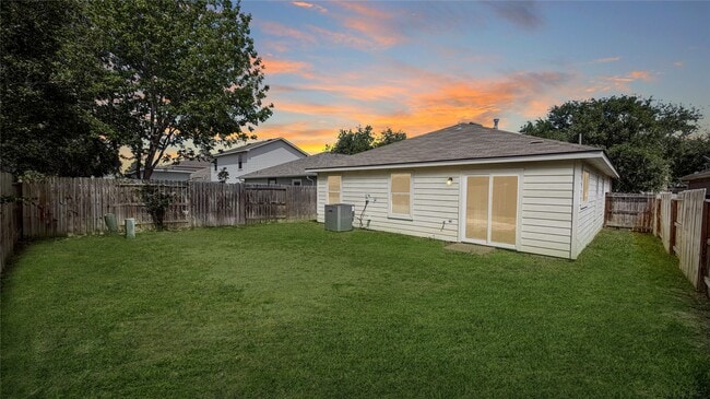 Building Photo - 22807 Sherioaks Ln