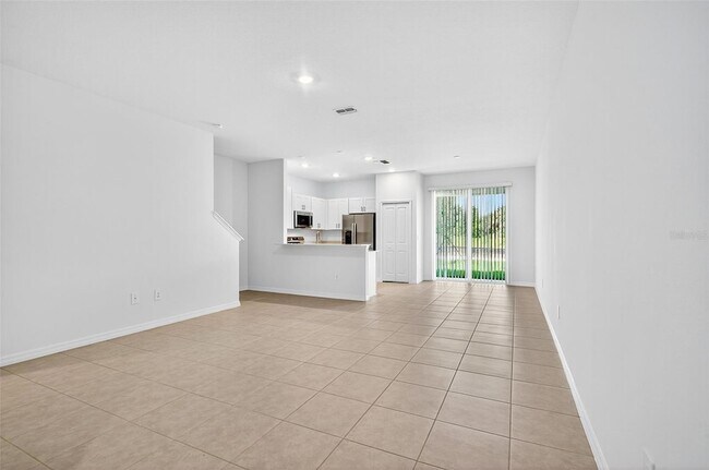 Building Photo - 11075 65th Ter E