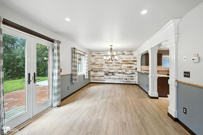Building Photo - 4 Bedroom | 2.5 Bathroom | Garage - Conven...