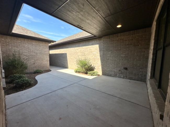 Building Photo - 1308 Milltown Rd