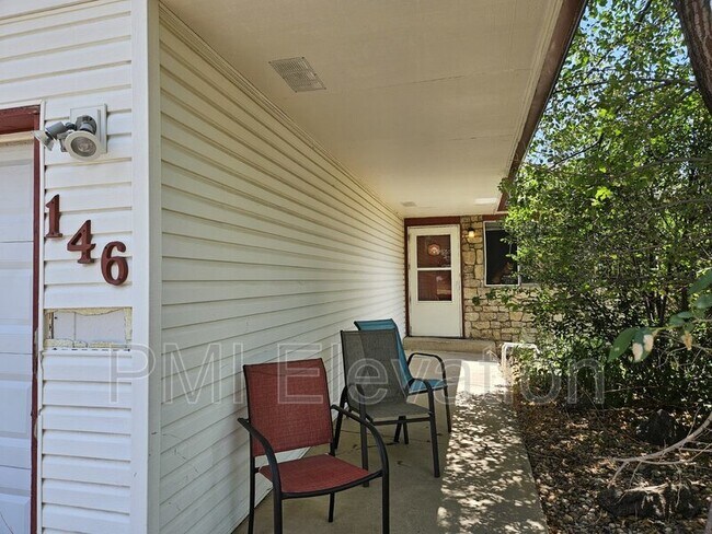 Building Photo - 146 Yank Way