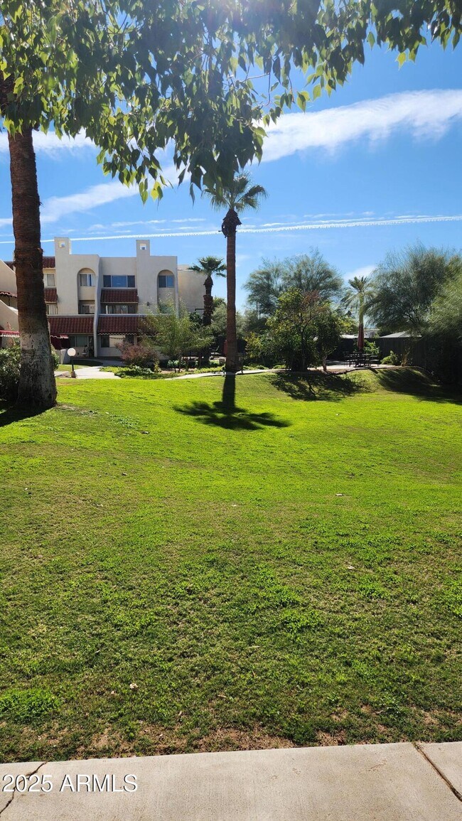 Building Photo - 4330 N 5th Ave