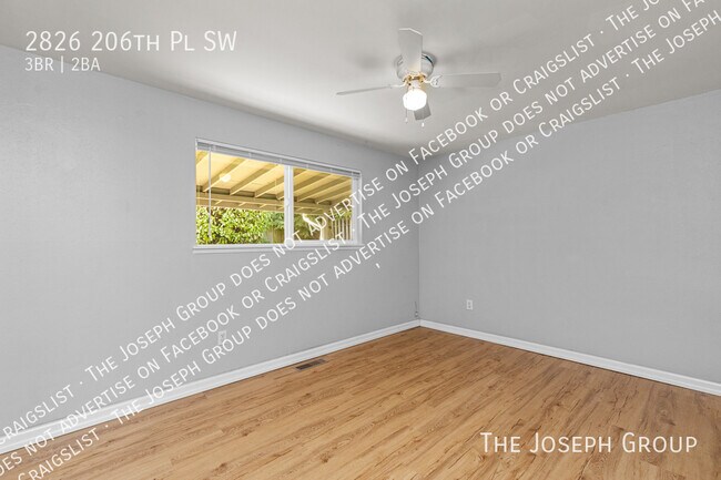 Building Photo - 2826 206th Pl SW