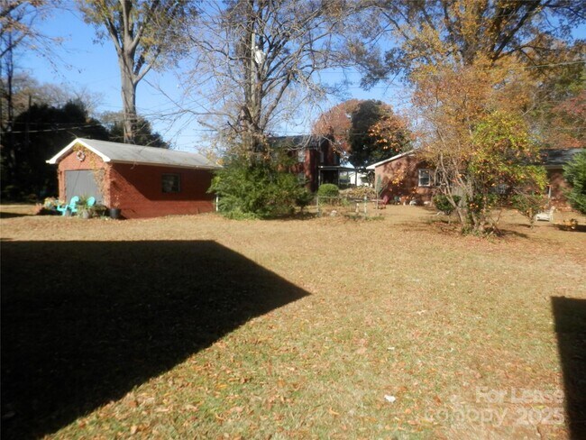 Building Photo - 1712 Washington Ave