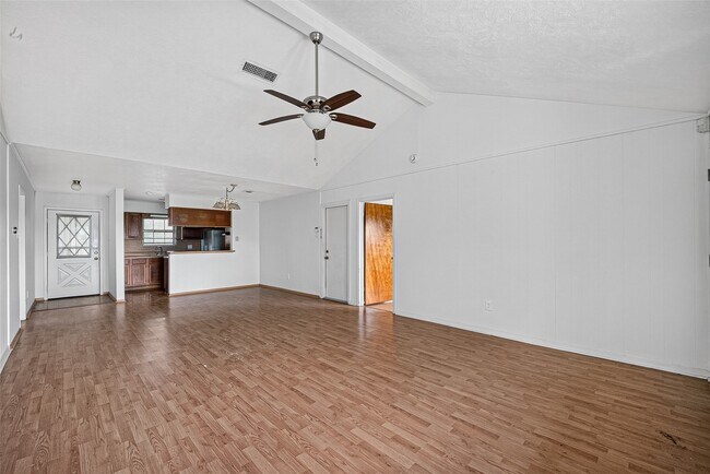 Building Photo - 4701 Crepe Myrtle Ln