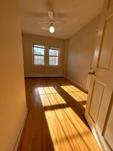 Building Photo - 84 Boylston St