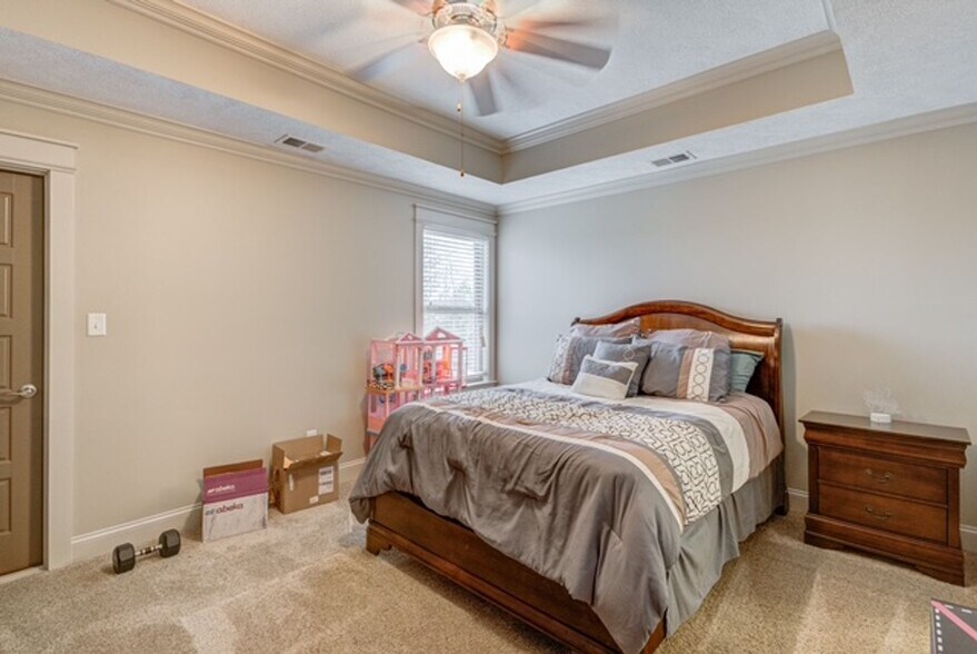 Building Photo - 30 Winslow Cv