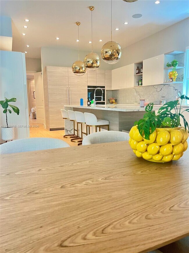 Building Photo - 745 NE 77th St