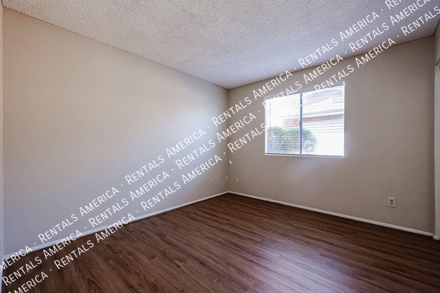 Building Photo - 2466 W Onza Ave