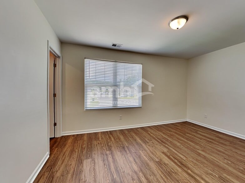 Building Photo - 174 Orion Way