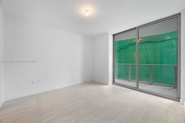 Building Photo - 77 SE 5th St