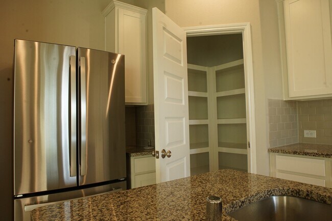 Building Photo - 11215 Pavonia Creek Ct