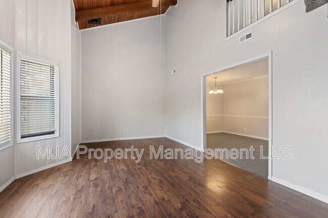 Building Photo - 715 N 1050 W