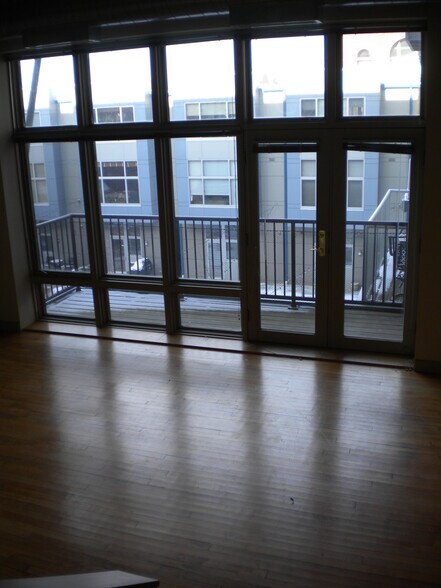 Building Photo - 1951 W 26th St