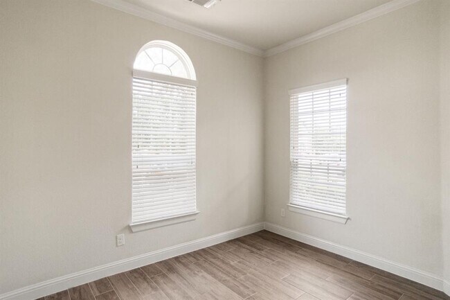 Building Photo - 3212 Prentiss Ln