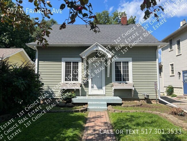 Primary Photo - Charming 3-BDR 2-BTH House w/ Garage & Bas...