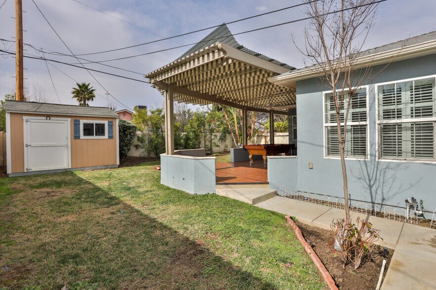 Building Photo - 5907 Yarmouth Ave