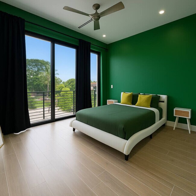 Building Photo - 1812 Miami Rd