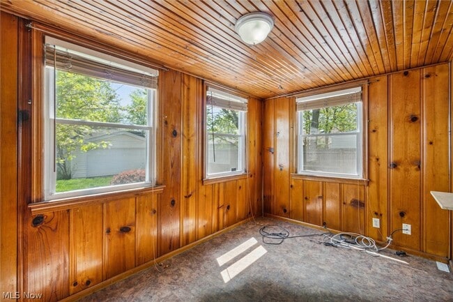 Building Photo - 4016 Bayard Rd