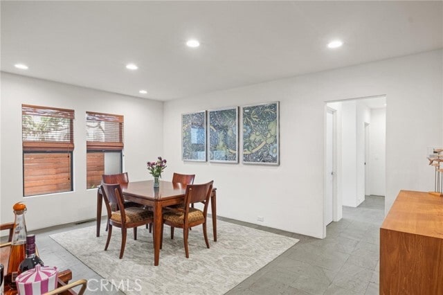 Building Photo - 646 6th St